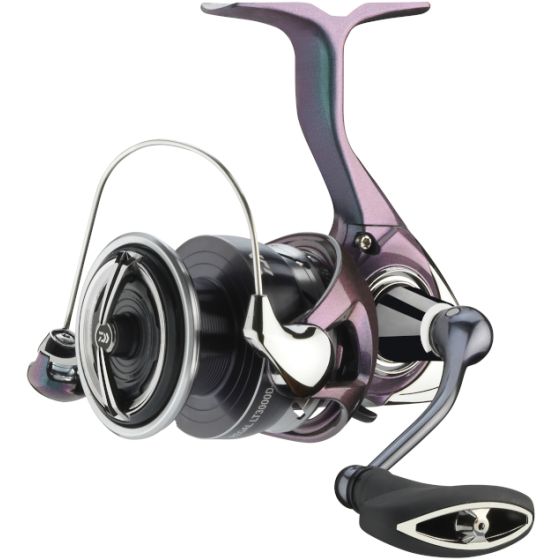Daiwa 24 Regal LT 2500D-XH - LureShop.eu